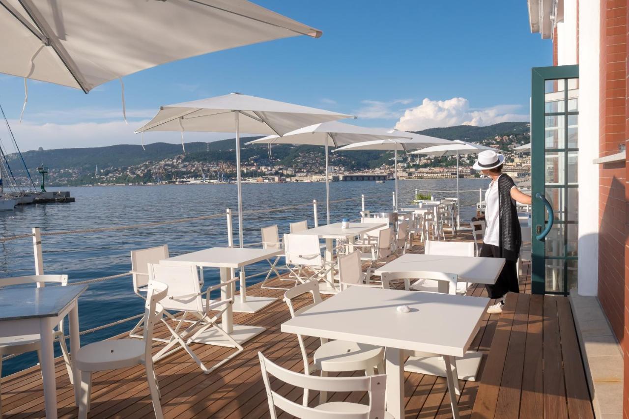 Tergesteo Palace Suite Trieste Bagian luar foto