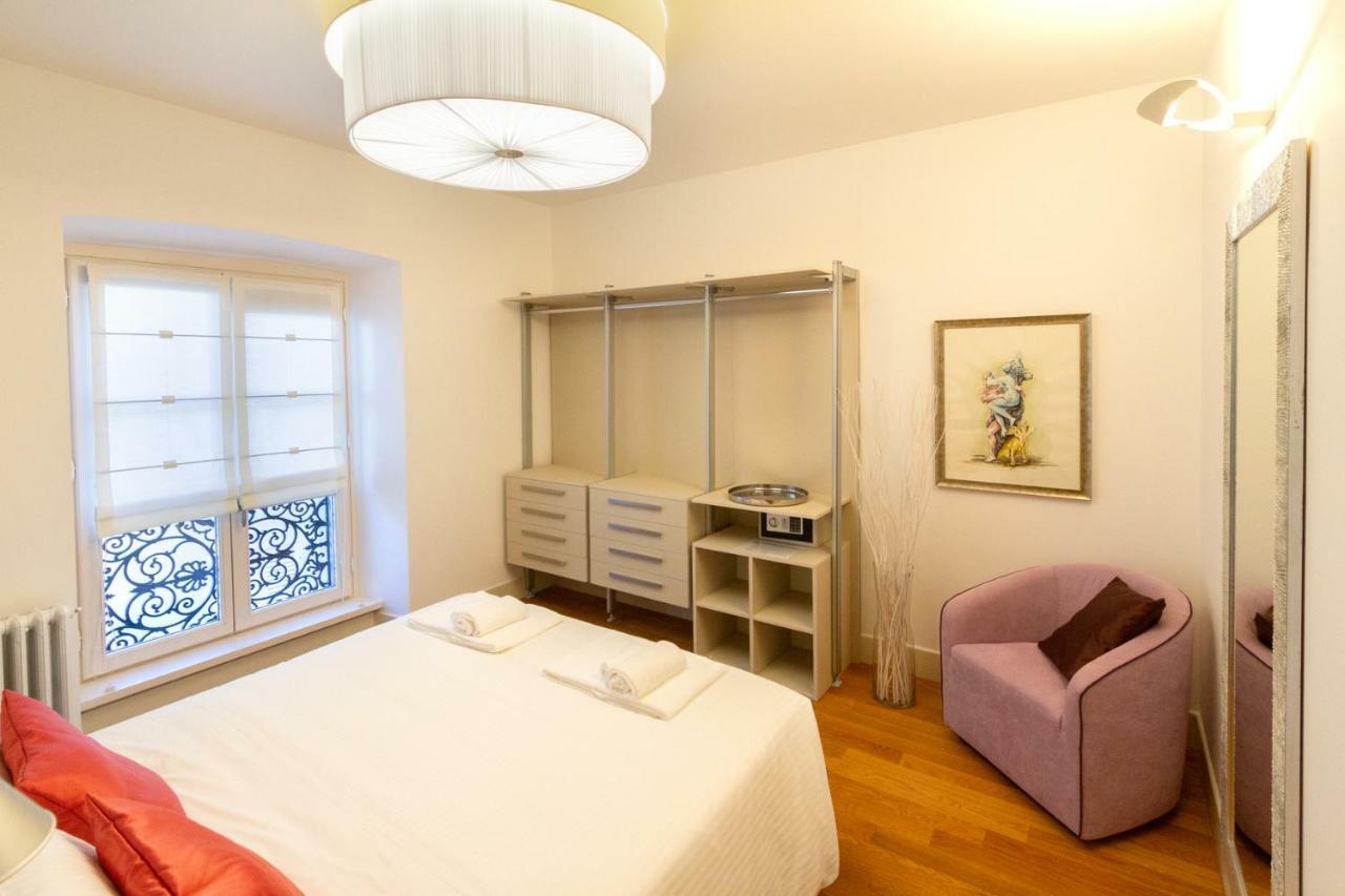 Tergesteo Palace Suite Trieste Bagian luar foto